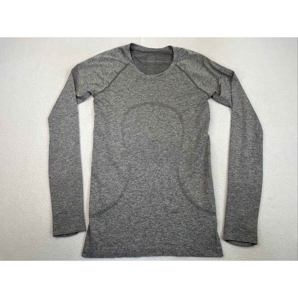 Lululemon Womens Size 6 Metal Vent Tech Long Sleeve Crew Neck T Shirt Gray